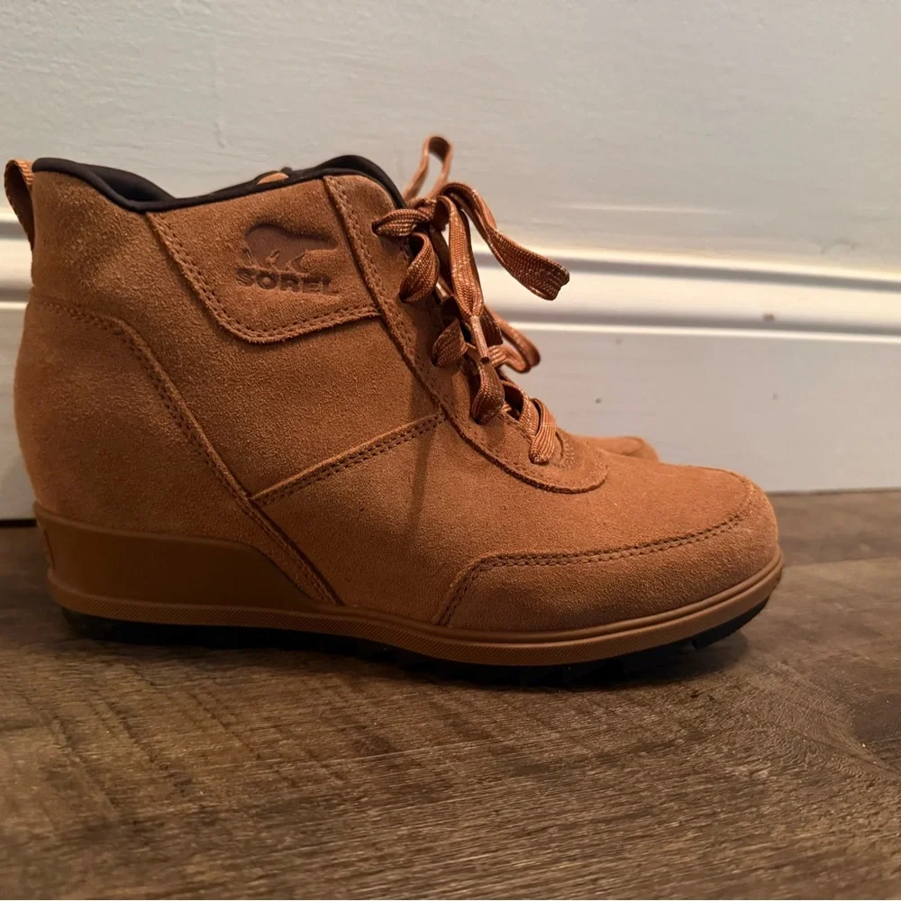 Sorel Brown Heeled Boots - Picture 6 of 7